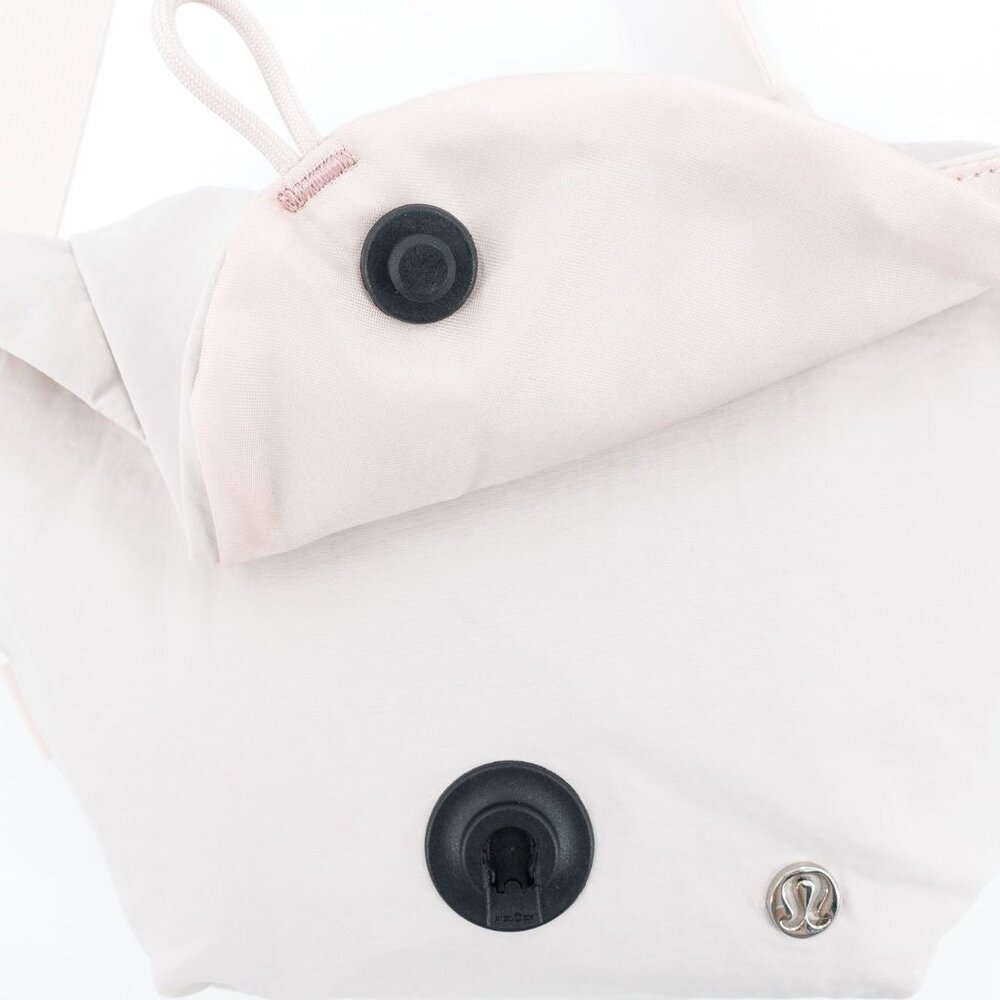 NWT - Lululemon Curved Crossbody 3L Pink OS - Picture 8 of 14